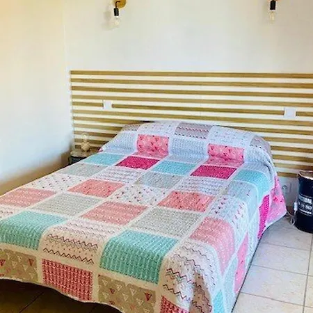 F2 Avec Terrasse Spacieuse Et Clim, Centre-ville D'amelie-les-bains - Fr-1-703-180 Apartment Amelie-les-Bains-Palalda